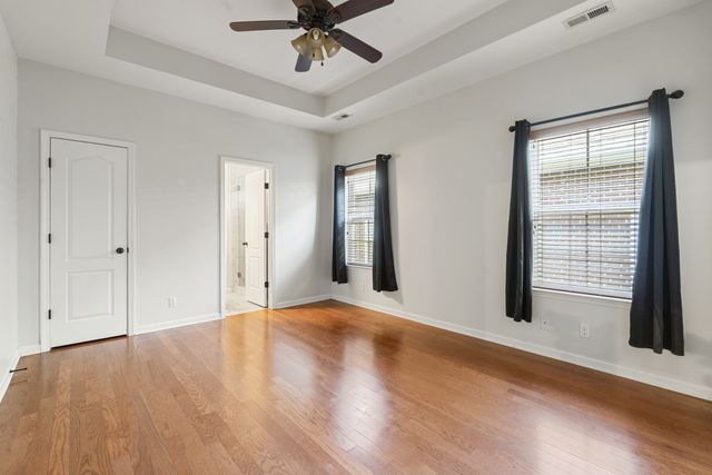 304 Indian Ridge Cir, White House, TN 37188