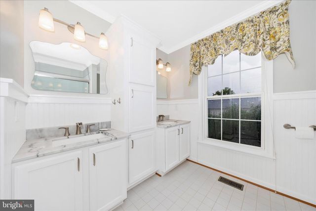 1805 RAINBOW FALLS CT, Frederick, MD 21702