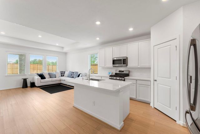 1210 Sugar Drive, Tomball, TX 77375