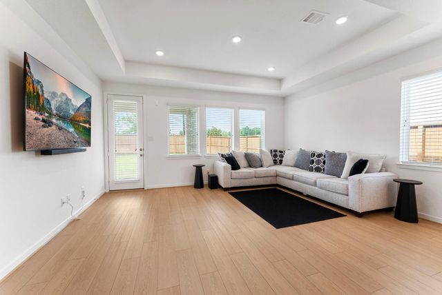 1210 Sugar Drive, Tomball, TX 77375