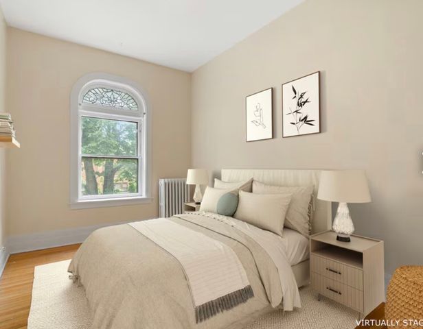 315 S Maple Avenue, Oak Park, IL 60302