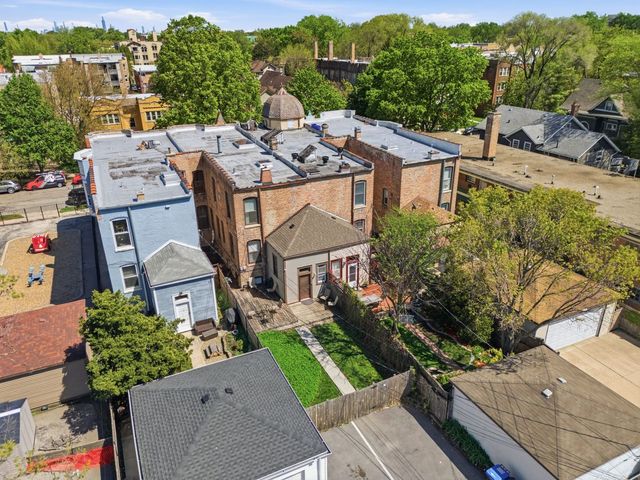 315 S Maple Avenue, Oak Park, IL 60302