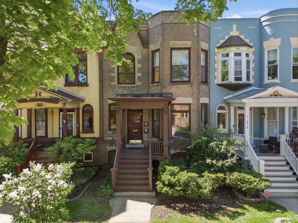 315 S Maple Avenue, Oak Park, IL 60302