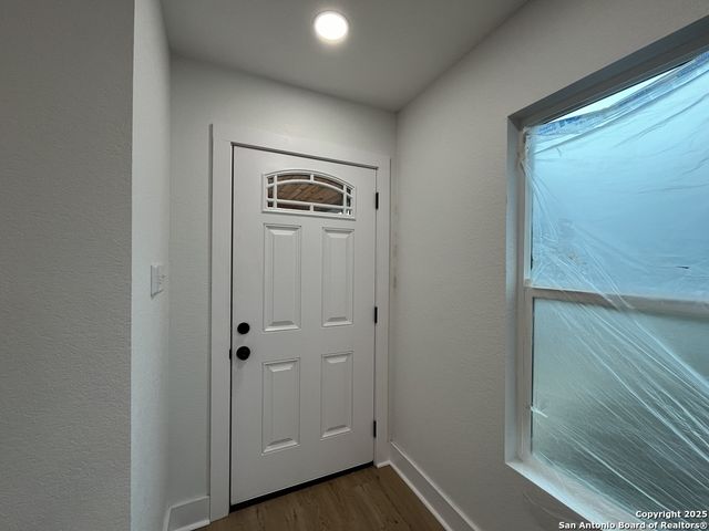 2239 Burnet, San Antonio, TX 78202