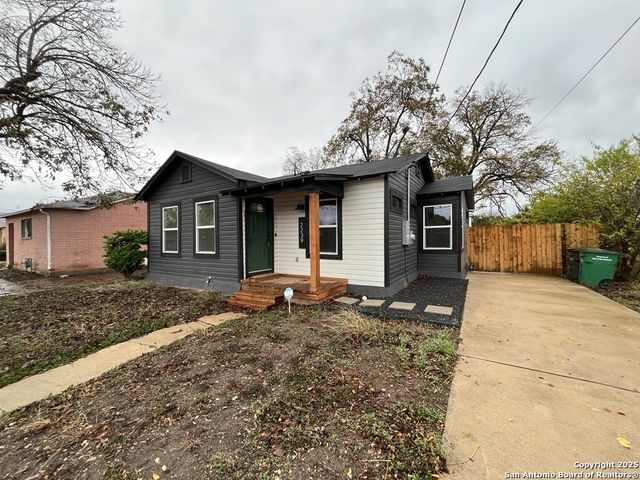 2239 Burnet, San Antonio, TX 78202