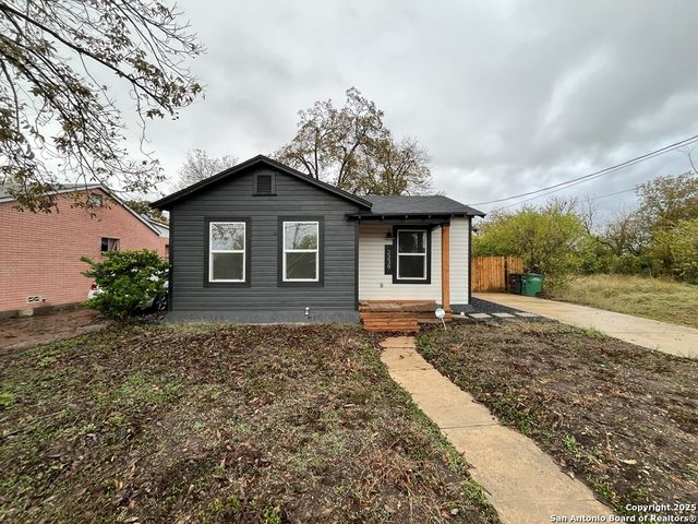 2239 Burnet, San Antonio, TX 78202