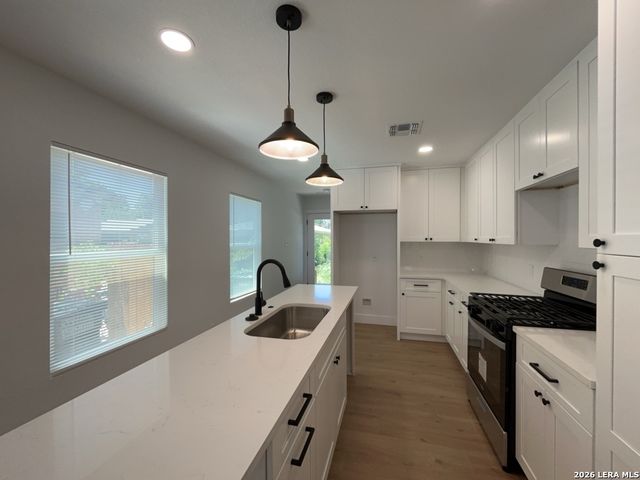 2239 Burnet, San Antonio, TX 78202