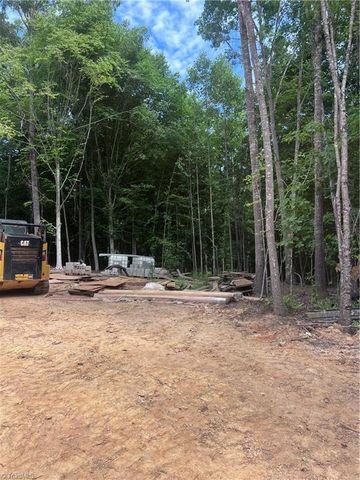 4864 Creeks Crossing Road, Asheboro, NC 27205