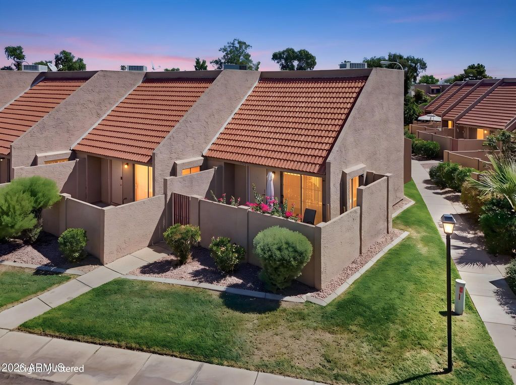 7430 N 44TH Avenue, Glendale, AZ 85301 — photo 2