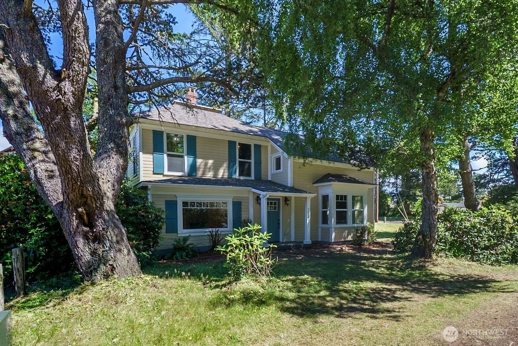 26706 Park Avenue, Ocean Park, WA 98640