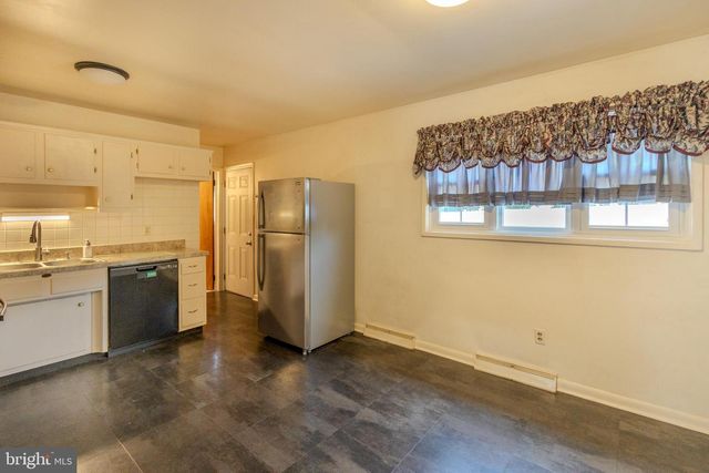 272 S 23RD ST, Lebanon, PA 17042