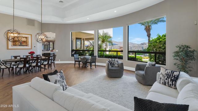 15645 S 7TH Street, Phoenix, AZ 85048