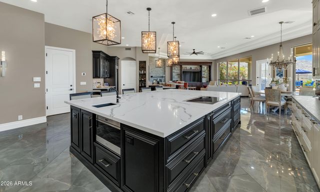 15645 S 7TH Street, Phoenix, AZ 85048