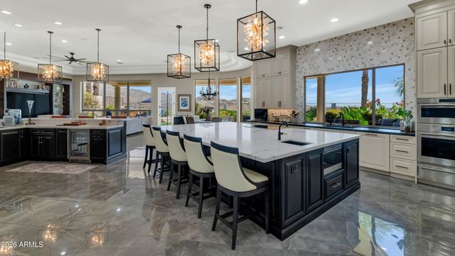 15645 S 7TH Street, Phoenix, AZ 85048