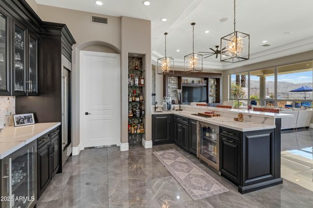 15645 S 7TH Street, Phoenix, AZ 85048