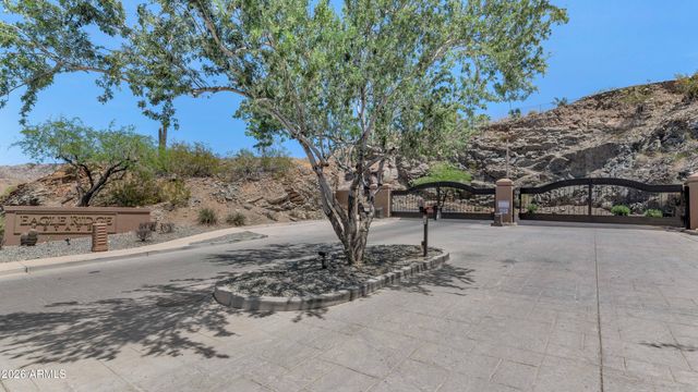 15645 S 7TH Street, Phoenix, AZ 85048