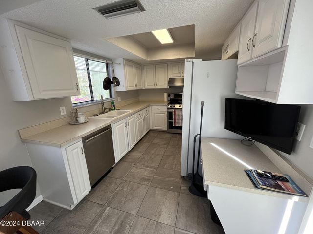 162 Pine Cone Trail, Ormond Beach, FL 32174
