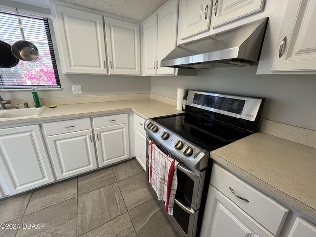 162 Pine Cone Trail, Ormond Beach, FL 32174