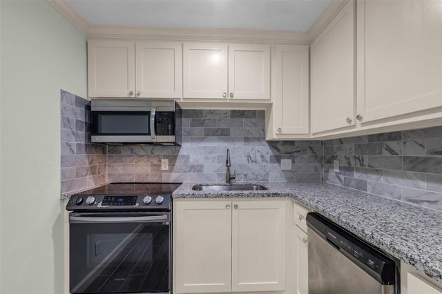 1311 Antoine Drive 128, Houston, TX 77055