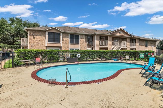 1311 Antoine Drive 128, Houston, TX 77055
