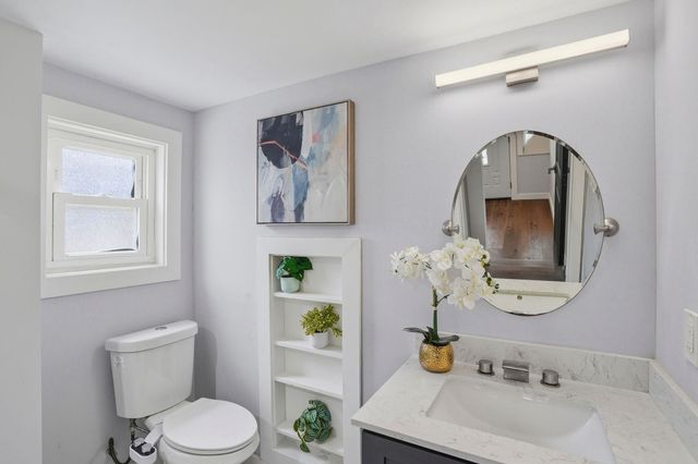 5950 Monterey Ave, Richmond, CA 94805