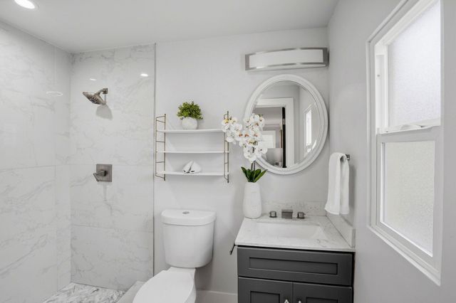 5950 Monterey Ave, Richmond, CA 94805