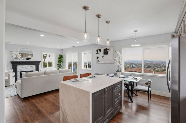 5950 Monterey Ave, Richmond, CA 94805