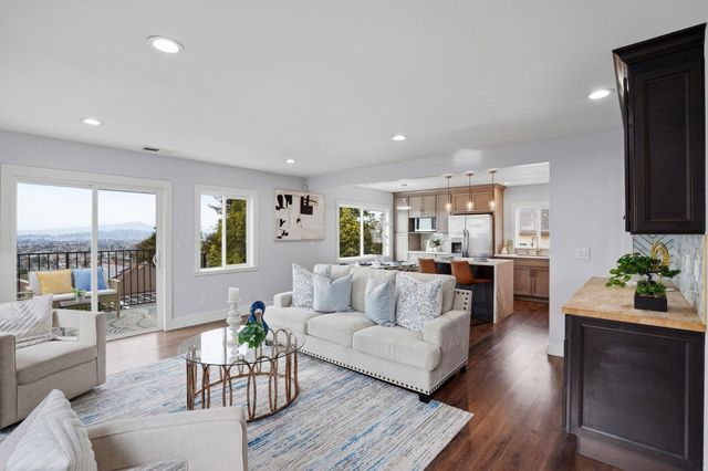 5950 Monterey Ave, Richmond, CA 94805