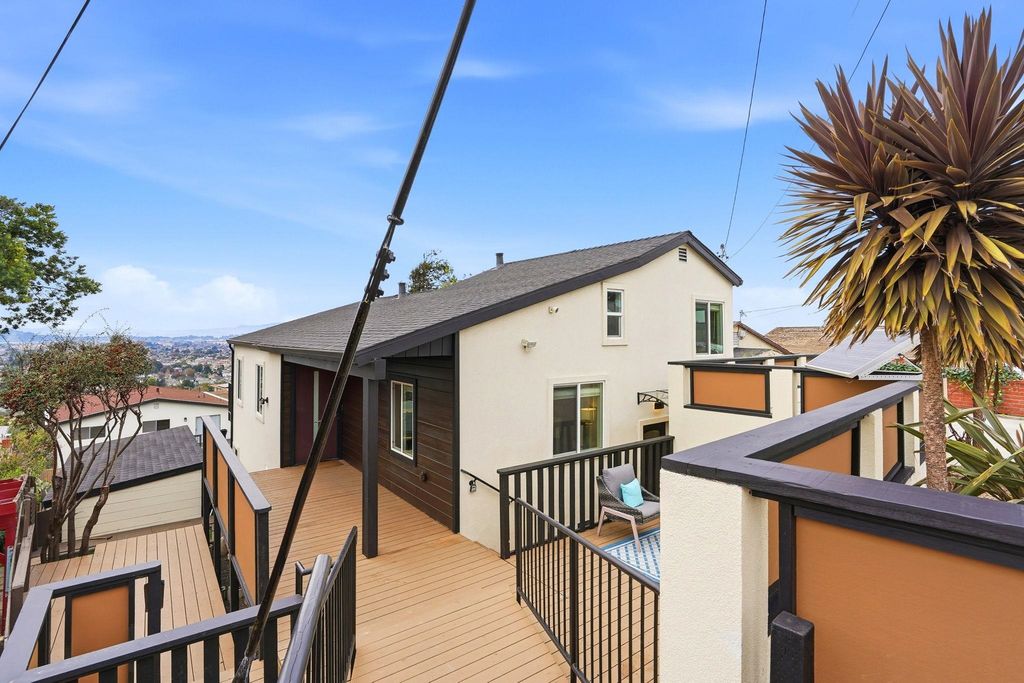 5950 Monterey Ave, Richmond, CA 94805