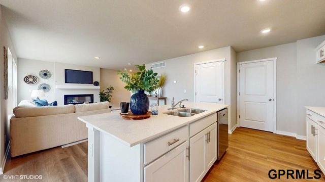 13802 Vane Street, Omaha, NE 68142