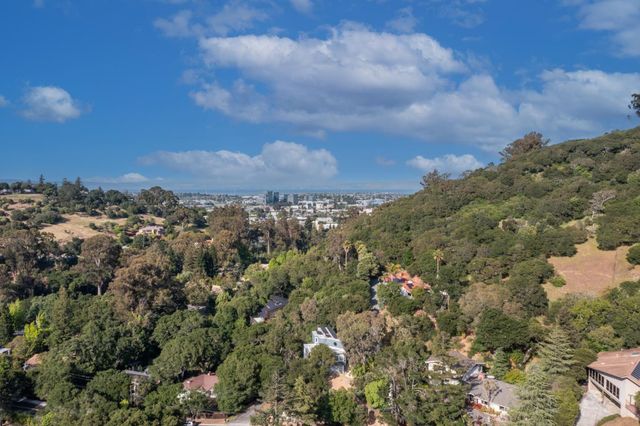 1130 Chula Vista Drive, Belmont, CA 94002