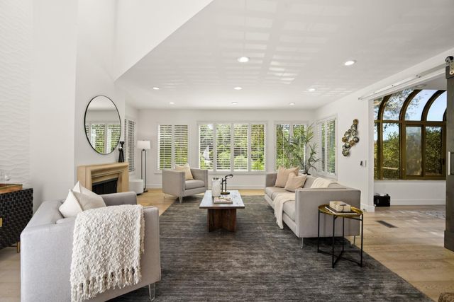 1130 Chula Vista Drive, Belmont, CA 94002