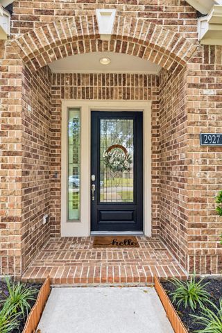 2927 Auburn Creek Lane, League City, TX 77573