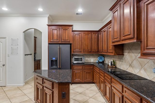 2927 Auburn Creek Lane, League City, TX 77573