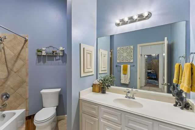 2927 Auburn Creek Lane, League City, TX 77573