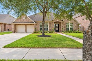 2927 Auburn Creek Lane, League City, TX 77573
