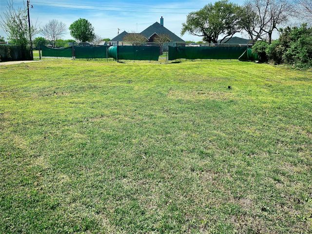 3804 20th Street N, Texas City, TX 77590