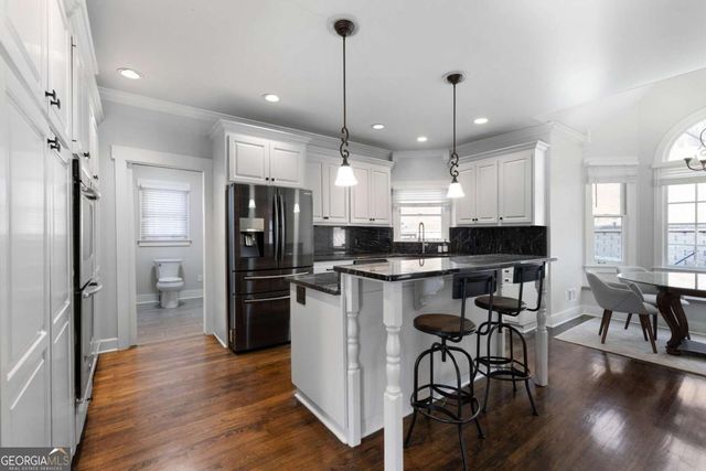 1 Pembroke Lane, Cartersville, GA 30120