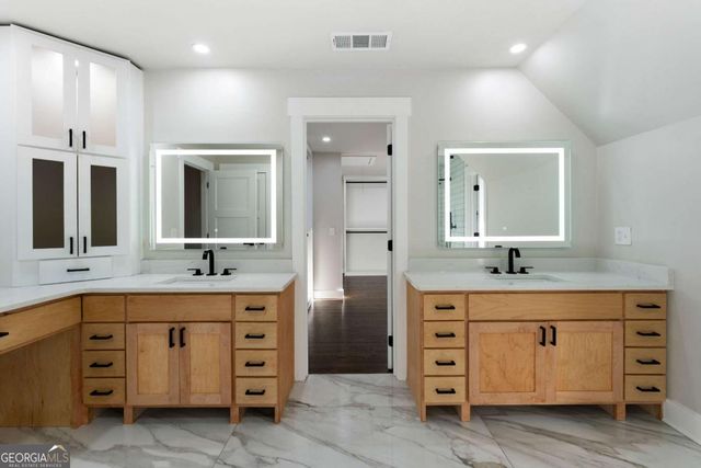 1 Pembroke Lane, Cartersville, GA 30120