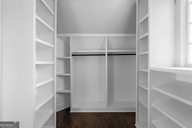 1 Pembroke Lane, Cartersville, GA 30120