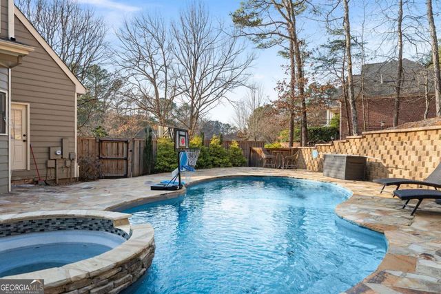 1 Pembroke Lane, Cartersville, GA 30120