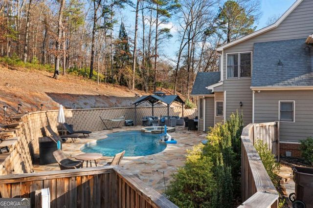 1 Pembroke Lane, Cartersville, GA 30120