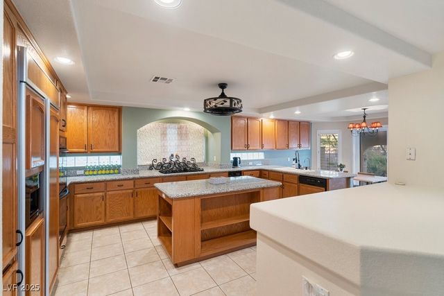 7550 Jacaranda Bay Street, Las Vegas, NV 89139