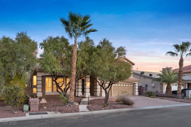 7550 Jacaranda Bay Street, Las Vegas, NV 89139