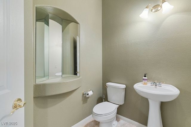 7550 Jacaranda Bay Street, Las Vegas, NV 89139