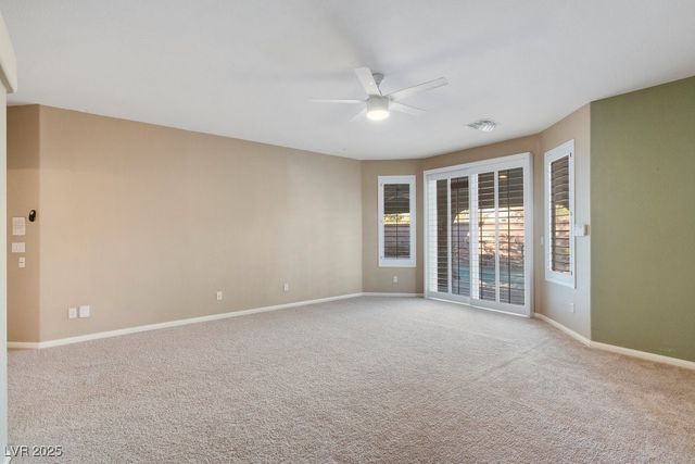 7550 Jacaranda Bay Street, Las Vegas, NV 89139