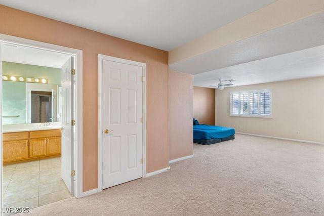 7550 Jacaranda Bay Street, Las Vegas, NV 89139