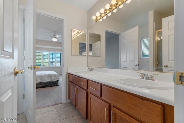 7550 Jacaranda Bay Street, Las Vegas, NV 89139