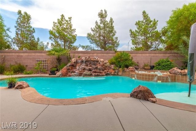 7550 Jacaranda Bay Street, Las Vegas, NV 89139