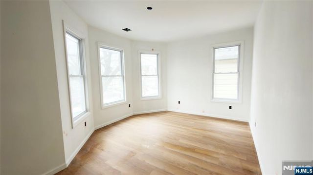 346-348 Woodside Avenue, Newark, NJ 07104